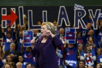 Κατεστημένο εναντίον λαϊκισμού