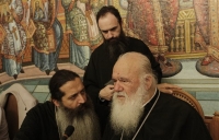 Ιερώνυμος: Απαράδεκτα και επικίνδυνα τα προγράμματα του υπουργείου Παιδείας