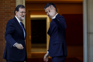 Ισπανία: Επεσε η κυβέρνηση Ραχόι - Αναλαμβάνει ο σοσιαλιστής Πέδρο Σάντσες