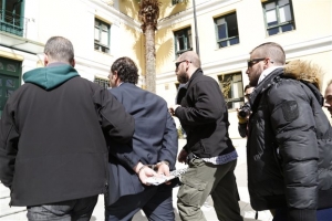 Θύμα της αδέσμευτης πένας του δηλώνει ο εκδότης που κατηγόρειται για εκβίαση