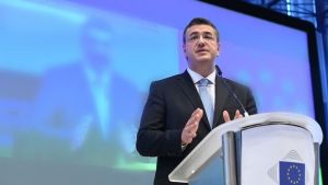 Βέλγιο: Ο Τζιτζικώστας παρουσίασε το Βαρόμετρο για τις περιφέρειες και τους δήμους