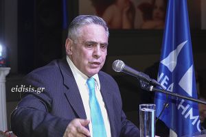 Στο Νοσοκομείο με υψηλή πίεση ο Μηνάς Παπαδόπουλος