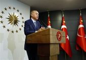 Ερντογάν: Ο λαός με εμπιστεύτηκε - Κανείς δεν θα πλήξει τη δημοκρατία ρίχνοντας σκιές στις εκλογές
