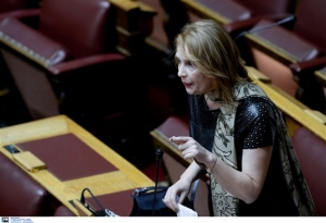ΝΔ: «Ξήλωσε» την Παπακώστα για τα σχόλια κατά Αδωνι