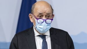 Γάλλος ΥΠΕΞ για Ουκρανία: «Τα πάντα είναι πιθανά»