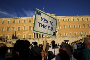 Μεγάλη συγκέντρωση «Μένουμε Ευρώπη» στο Σύνταγμα