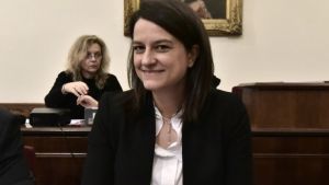 Κεραμέως για Πανελλήνιες σε ΣΚΑΪ: Καμία κατεύθυνση στα θέματα - Ανεξάρτητη η επιτροπή