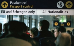 Γ. Χέρμαν: Ζητεί έξοδο της Ελλάδας από τη Σένγκεν