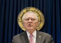 Βέτο από τον κυβερνήτη της Τζόρτζια στην αντι-γκέι νομοθεσία