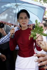 Αουνγκ Σαν Σούου Κίι: Στον δρόμο του Γκάντι και του Μάρτιν Λούθερ Κινγκ