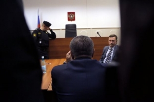 Τον κύκλο Μεντβέντεφ αγγίζει η υπόθεση της μίζας των $2 εκατ.