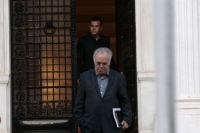 «Οχι» Δραγασάκη στον Μεϊμαράκη για οικουμενική κυβέρνηση