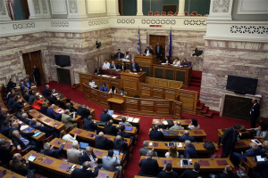 Στη Βουλή τη Δευτέρα η συμφωνία του Eurogroup