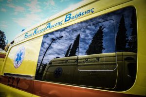 Θεσσαλονίκη: Τροχαίο δυστύχημα με νεκρό 59χρονο – Καρφώθηκε με τη μηχανή του σε μπάρες