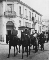 Τα «ναι μεν, αλλά» του ΚΚΕ για τον Αρη Βελουχιώτη