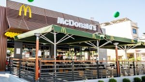 Αυστραλία: Πρόστιμο 2.000 ευρώ σε ταξιδιώτη που είχε… McMuffins στο σακίδιό του
