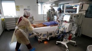 Γαλλία: Περισσότερα από 6.000 νέα κρούσματα Covid-19