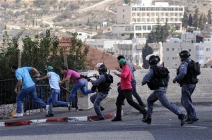 Νεκρός 13χρονος Παλαιστίνιος από ισραηλινά πυρά στη Δυτική Οχθη