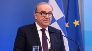 Παπαθανάσης σε ΣΚΑΪ 100,3: Οριστικά 1 Ιουνίου, εστίαση –καφέ-29 Ιουνίου γυμναστήρια