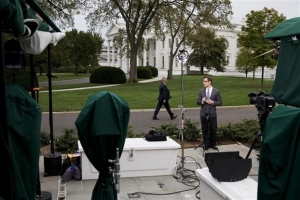 Μέσα στον Λευκό Οίκο φέρεται να εισχώρησε ο συλληφθείς εισβολέας