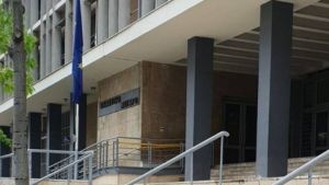 Θεσσαλονίκη: Προθεσμία για να απολογηθεί πήρε η 25χρονη που μαχαίρωσε 27χρονη στην Πυλαία