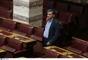 Η εκκωφαντική σιωπή Τσακαλώτου μετά το Eurogroup