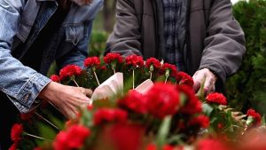 Εκδηλώσεις μνήμης για την 52η επέτειο του Πολυτεχνείου