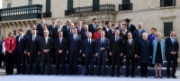 Η ΕΕ καταργεί την «οικογενειακή» φωτογραφία
