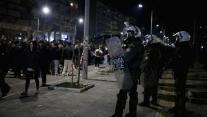 Φοιτητές διαμαρτύρονται: Ολοκληρώθηκε πορεία για το δυστύχημα των Τεμπών στη Θεσσαλονίκη