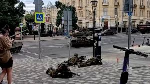 Ρωσία: Οι φιλοπόλεμοι εθνικιστές λένε ότι θα δημοσιεύσουν σχέδιο δράσης για την προστασία της χώρας