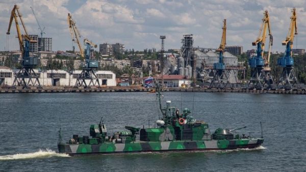 Ουκρανία: Ο φιλορώσος ηγέτης των αυτονομιστών του Ντονέτσκ προαναγγέλλει εξαγωγές σιτηρών και μετάλλων από το λιμάνι της Μαριούπολης