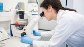 CDC: Χαμηλός ο κίνδυνος για τη δημόσια υγεία η Ευλογιά των πιθήκων