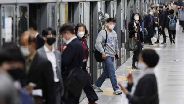 Νότια Κορέα: Οι αρχές ανακοίνωσαν 110.666 νέες μολύνσεις