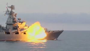 «Moskva»: Αναφορές ότι μετέφερε πυρηνικές κεφαλές