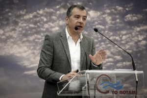 Θεοδωράκης: Συζήτηση χωρίς ταμπού και για ψυχαγωγική χρήση της κάνναβης
