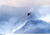 Μαίνεται πυρκαγιά στο Σελάκανο Ιεράπετρας Λασιθίου