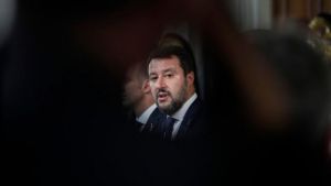 Σαλβίνι για κορωνοϊό: Κλείστε την Ευρώπη - Όλη η Ευρώπη να γίνει κόκκινη ζώνη