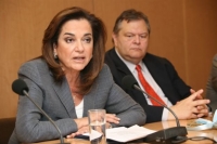 Μπακογιάννη - Βενιζέλος: Να μην εφαρμόζεται η σαρία στη Θράκη
