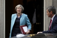 Κρίση λόγω Βrexit και στο βάθος εκλογές για τη Βρετανία