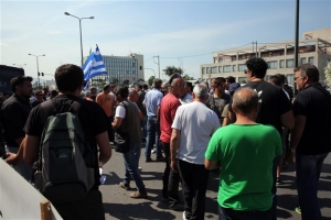 Λιμενεργάτες: Νέα 48ωρη απεργία για αύριο Τετάρτη 15 και Πέμπτη 16 Ιουνίου