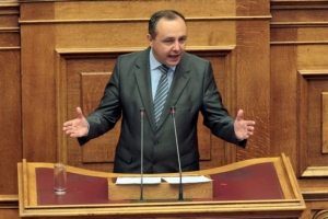 Καράογλου: Να πέσουν οι τόνοι μεταξύ Μητσοτάκη - Σαββίδη