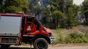 Αυξημένος κίνδυνος πυρκαγιάς την Κυριακή σε 11 περιφέρειες της Ελλάδας