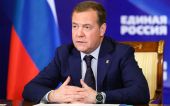 Μεντβέντεφ: Απειλεί με πυρκαγιά το εργοστάσιο αρμάτων Rheinmetall στην Ουκρανία