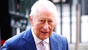 Θετική εξέλιξη για τον βασιλιά Κάρολο: Ανακοίνωσε μείωση της θεραπείας για τον καρκίνο