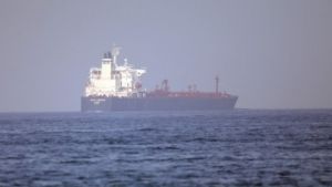 Το πλήρωμα των δύο κατασχεθέντων ελληνικών τάνκερ δεν βρίσκεται υπό κράτηση διαβεβαιώνει το Ιράν