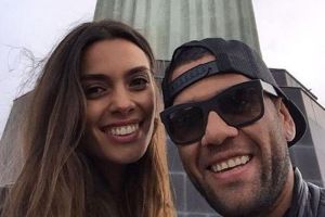 Ντάνι Άλβες – υπόθεση βιασμού: «Πιστεύω πως είναι αθώος, φυλακίστηκε χωρίς στοιχεία» αναφέρει η σύζυγος του