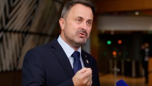 Θετικός στον κορονοϊό ο πρωθυπουργός του Λουξεμβούργου, Ξαβιέ Μπετέλ