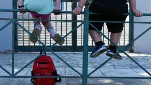Κεραμέως: Έτσι θα ανοίξουν δημοτικά-νηπιαγωγεία: Εκ περιτροπής, αποστάσεις, διαλείμματα