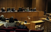 Δίκη Χρυσής Αυγής: «Σε online επικοινωνία η ηγεσία της οργάνωσης με τους επίδοξους δολοφόνους»