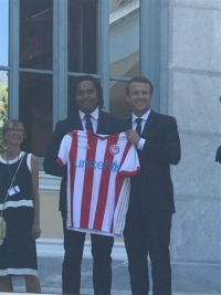 Η... αθλητική διάσταση της επίσκεψης Μακρόν